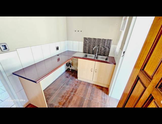 4 BEDROOM HOUSE FOR SALE IN ALBEMARLE EXT 1